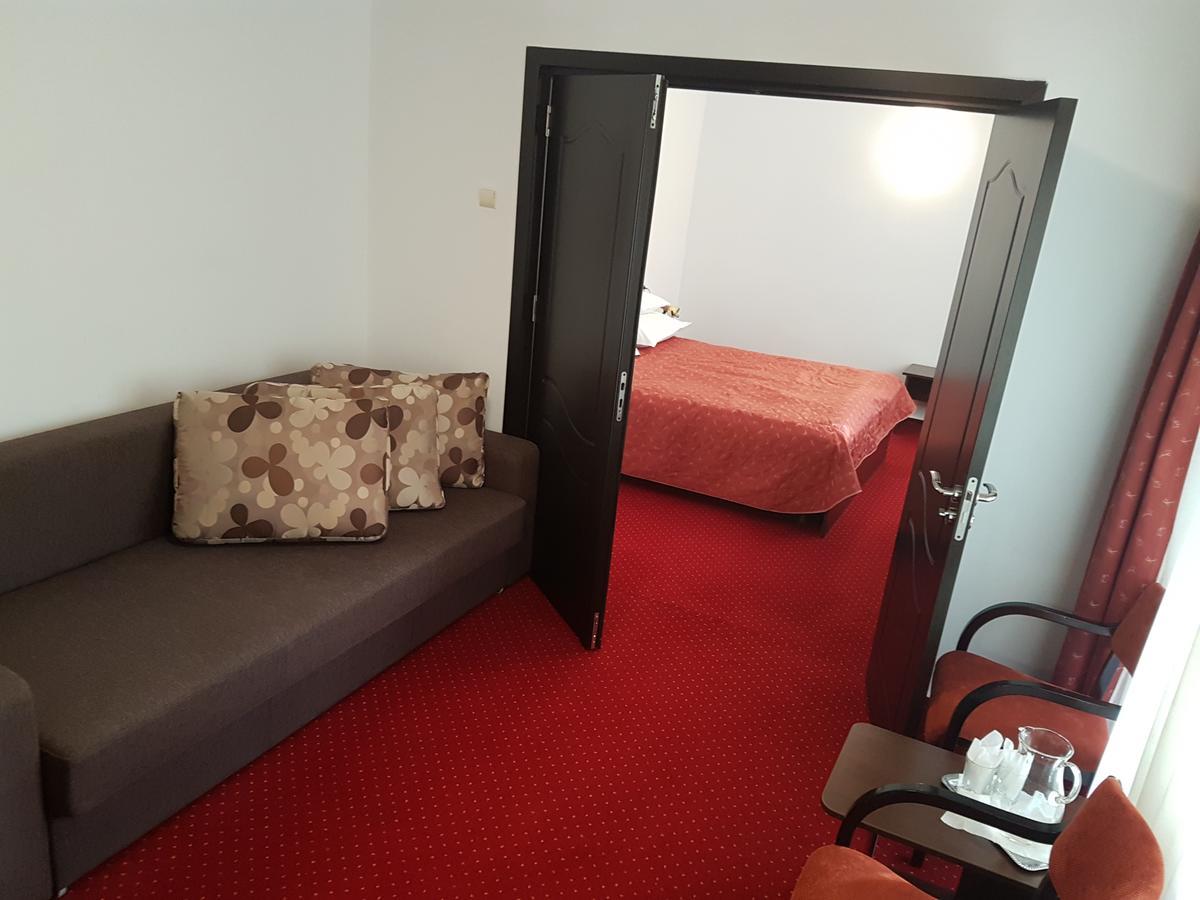 Cristal Sinaia Hotel ภายนอก รูปภาพ